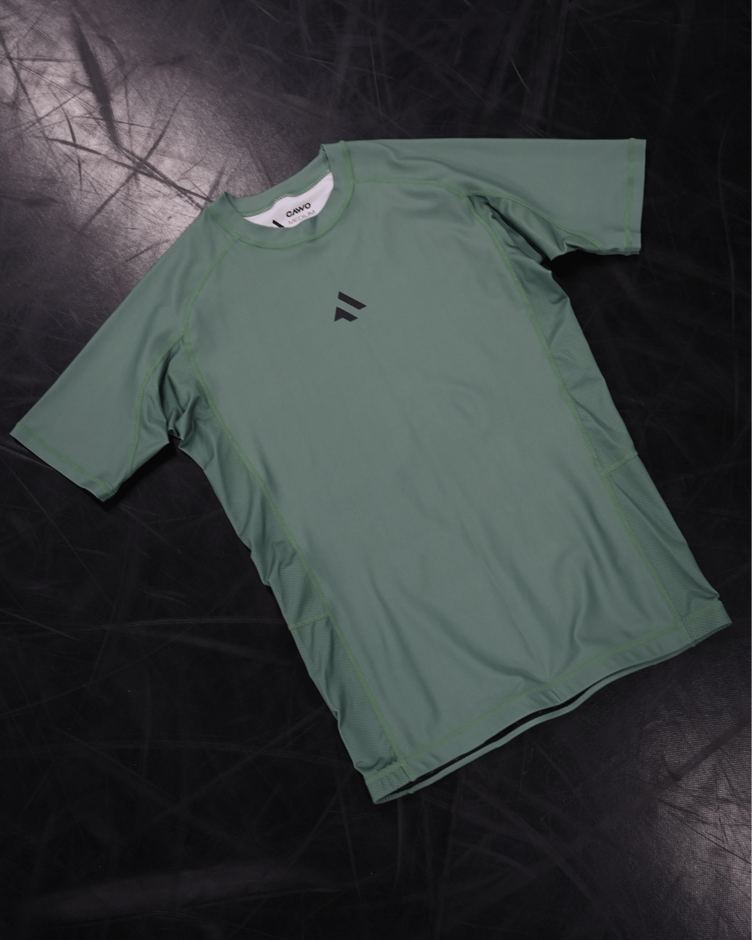 RASHGUARD ESSENTIAL GREEN