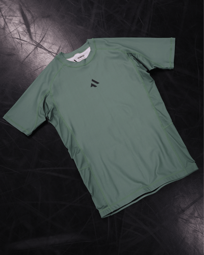 RASHGUARD ESSENTIAL GREEN