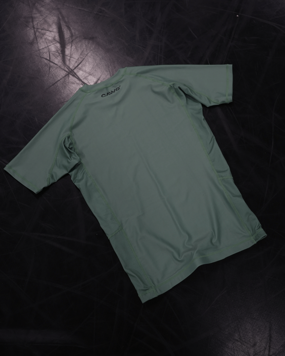 RASHGUARD ESSENTIAL GREEN