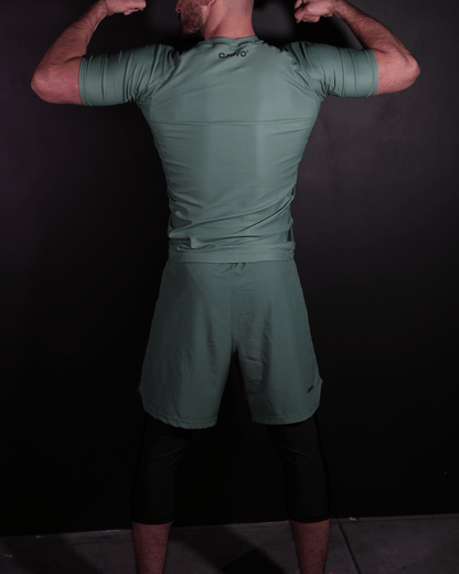 RASHGUARD ESSENTIAL GREEN