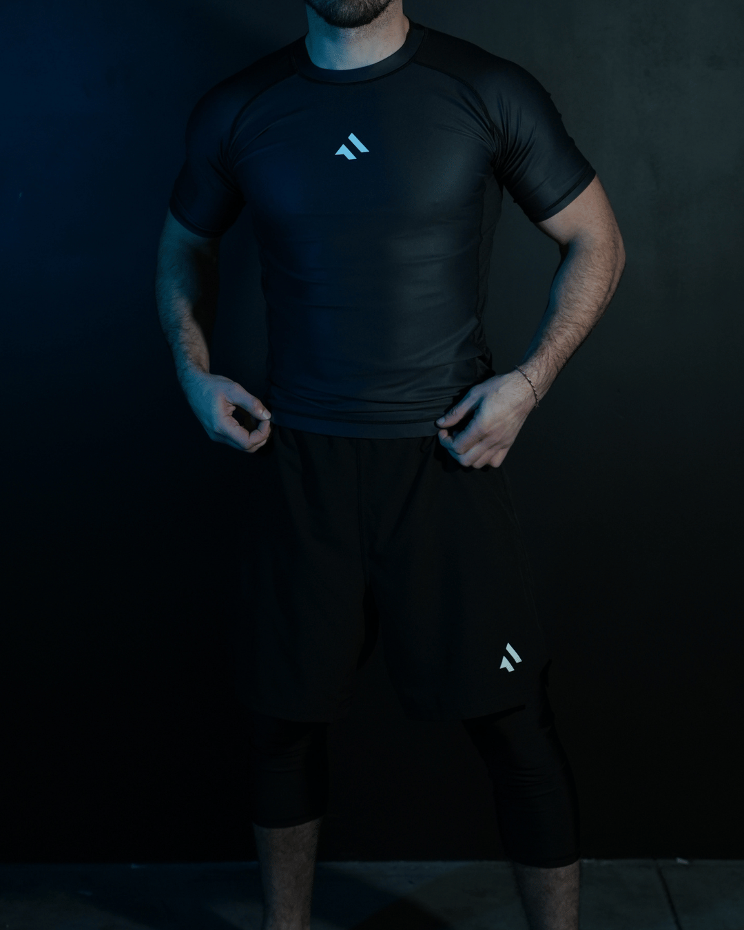 RASHGUARD ESSENTIAL BLACK