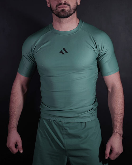 RASHGUARD ESSENTIAL GREEN